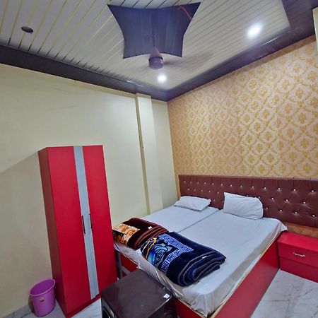Hotel Kalika P Guest House Варанаси Екстериор снимка